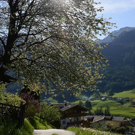 Guest house Tina Neustift im Stubaital